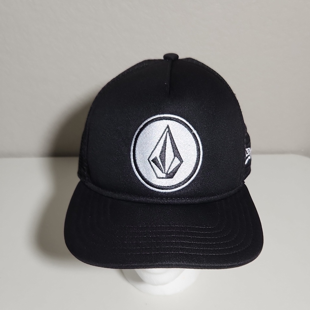 Dimond Hat cap Trucker Hat by New Era black hat
